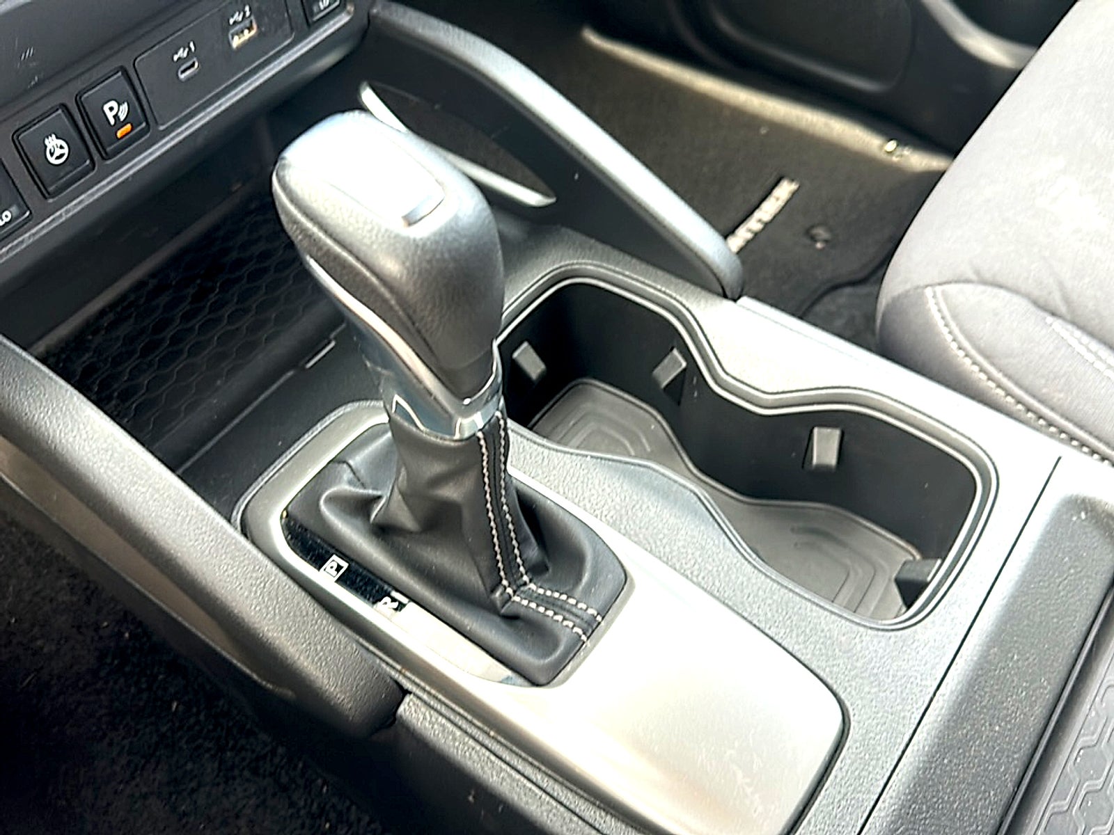 2024 Nissan Frontier Crew Cab SV 4x2