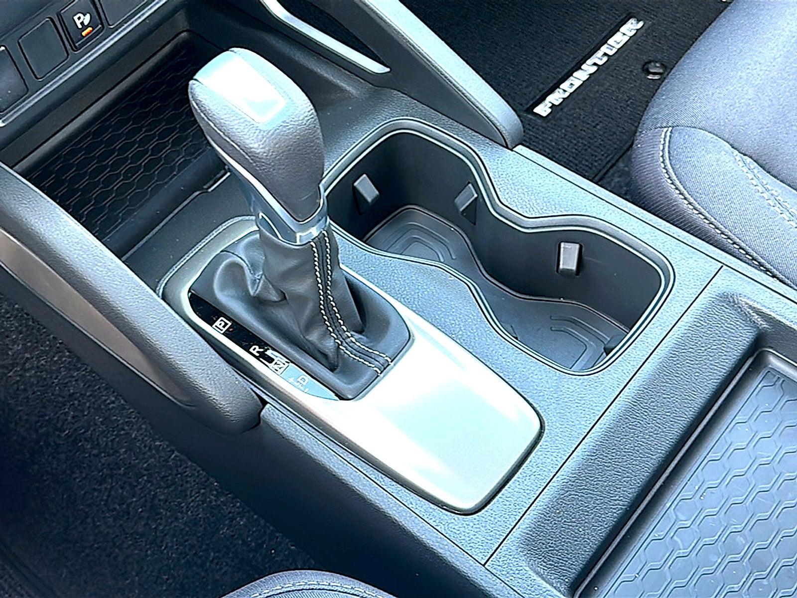 2027 Nissan Frontier Crew Cab SV