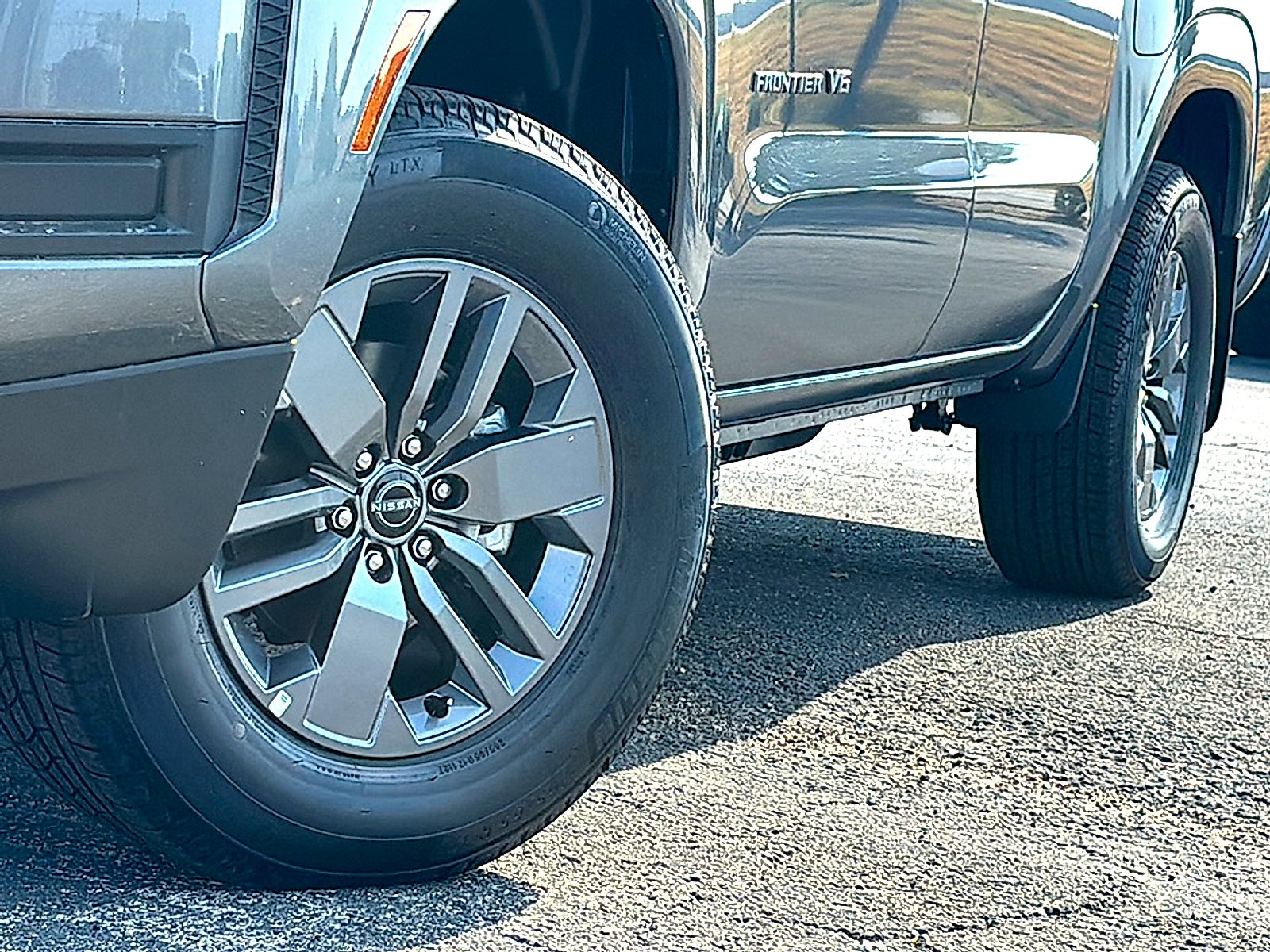2027 Nissan Frontier Crew Cab SV