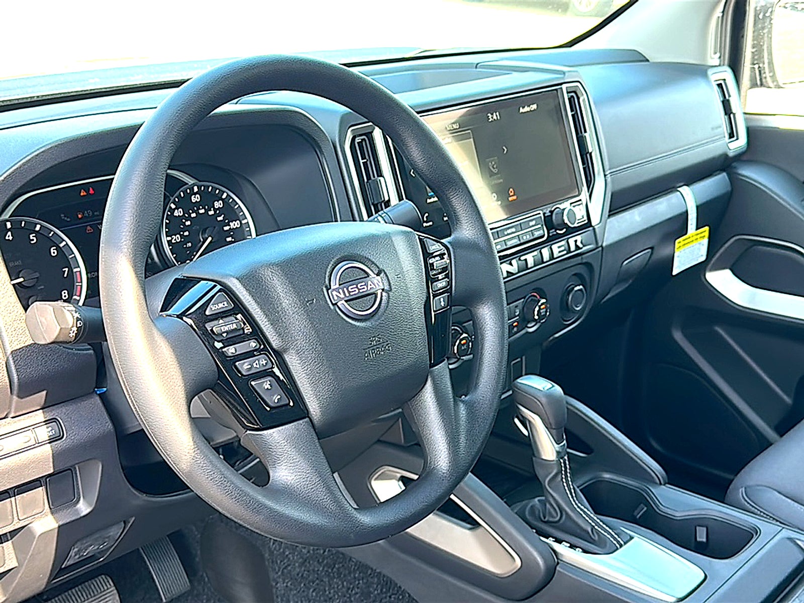 2027 Nissan Frontier Crew Cab SV