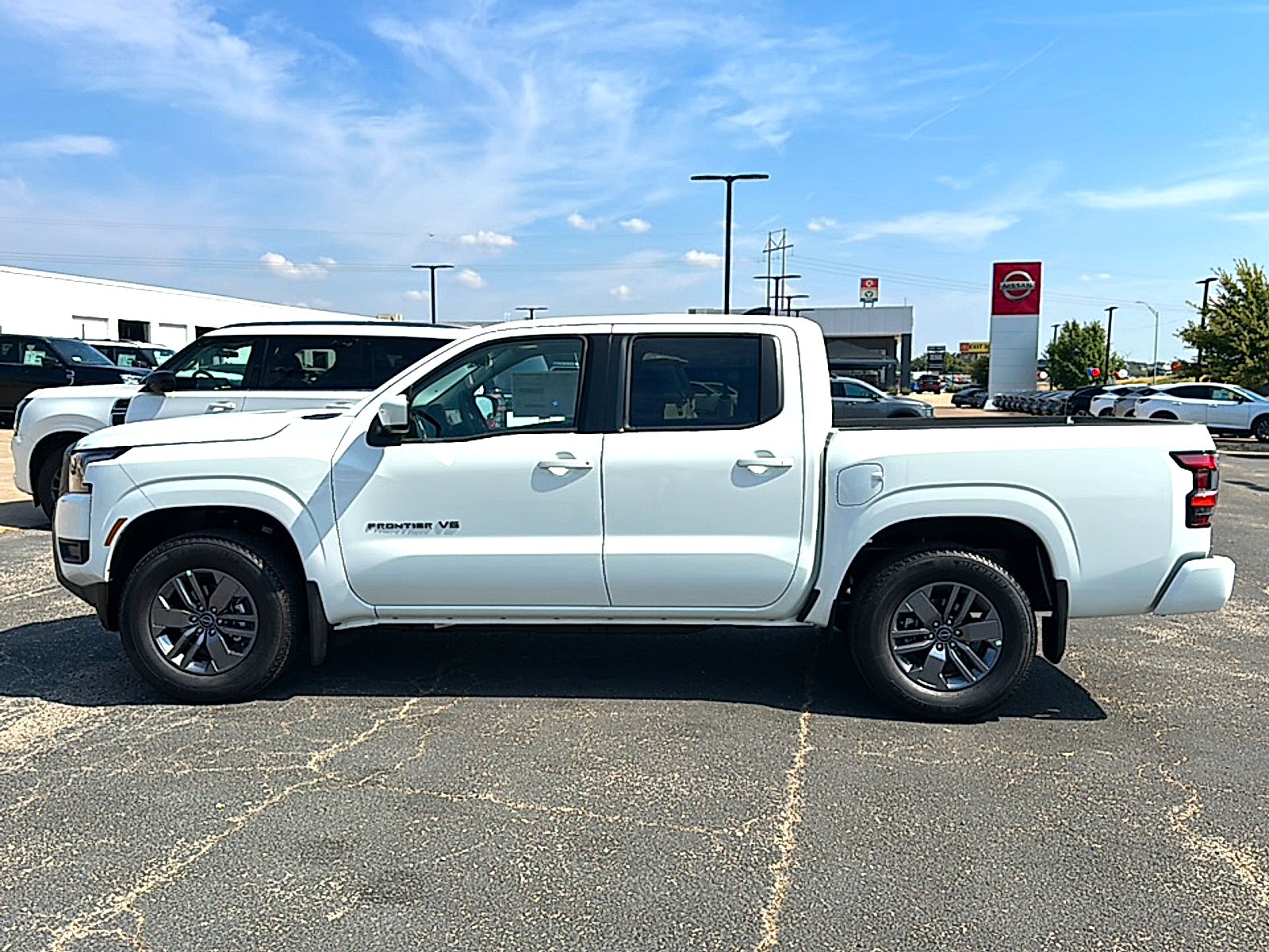 2027 Nissan Frontier Crew Cab SV