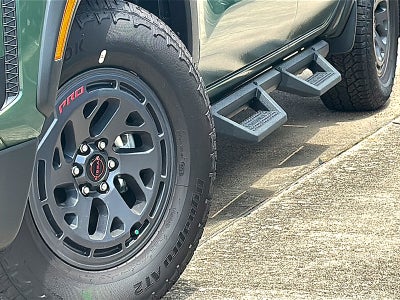 2025 Nissan Frontier Crew Cab PRO-X®