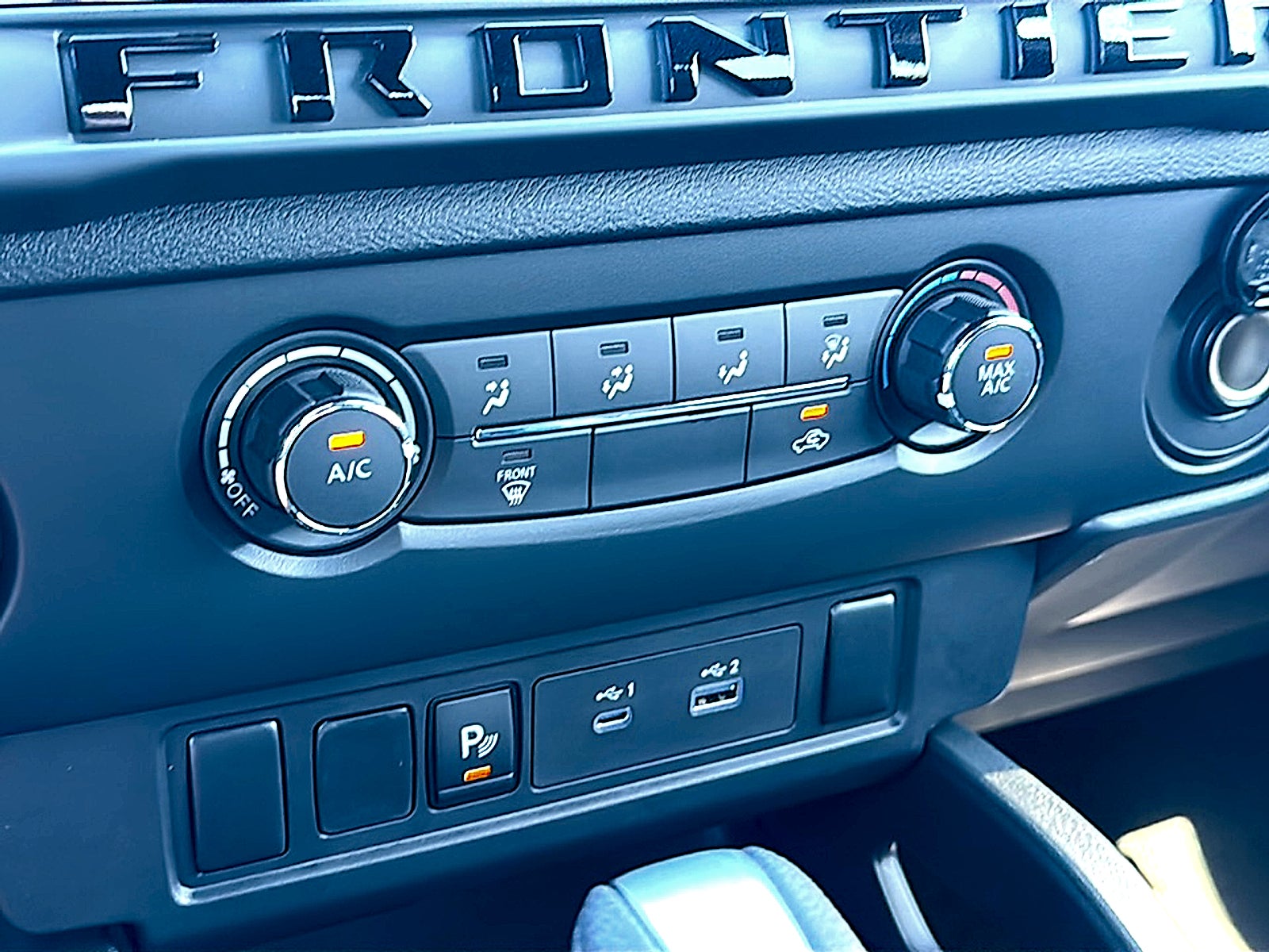 2026 Nissan Frontier Crew Cab SV