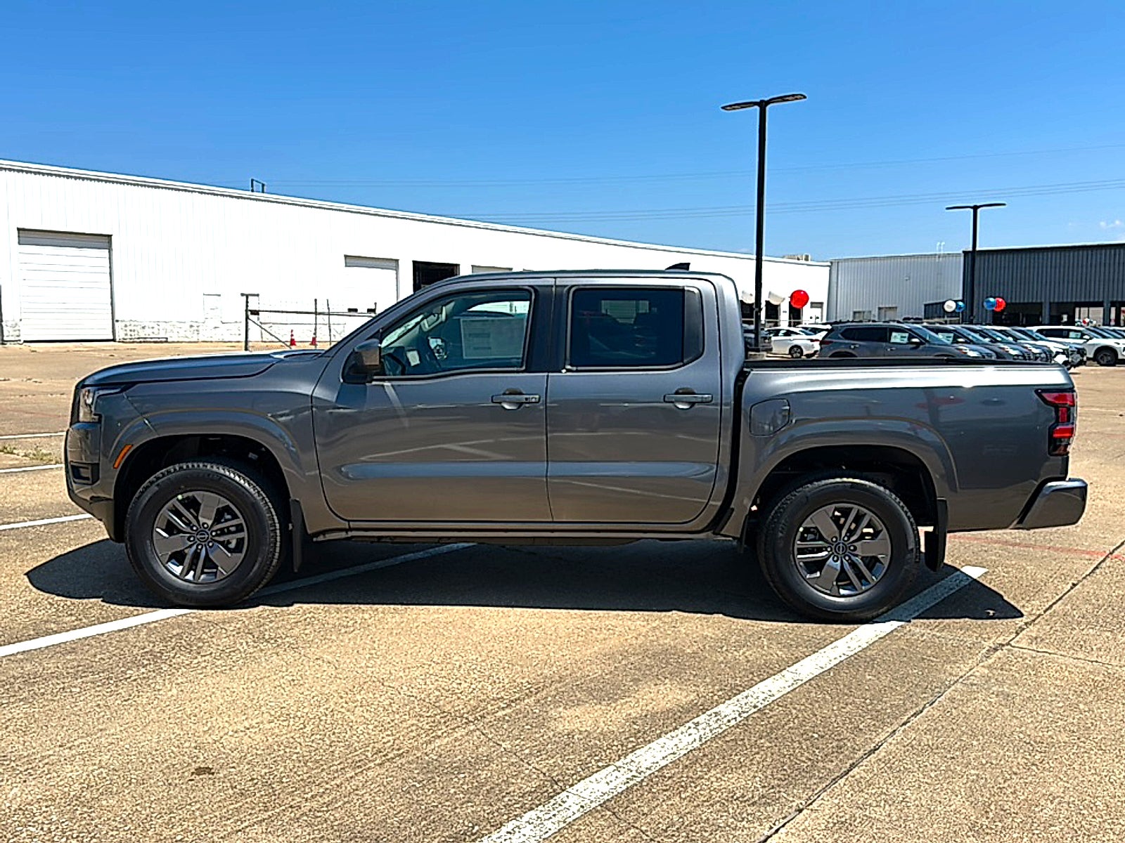 2026 Nissan Frontier Crew Cab SV