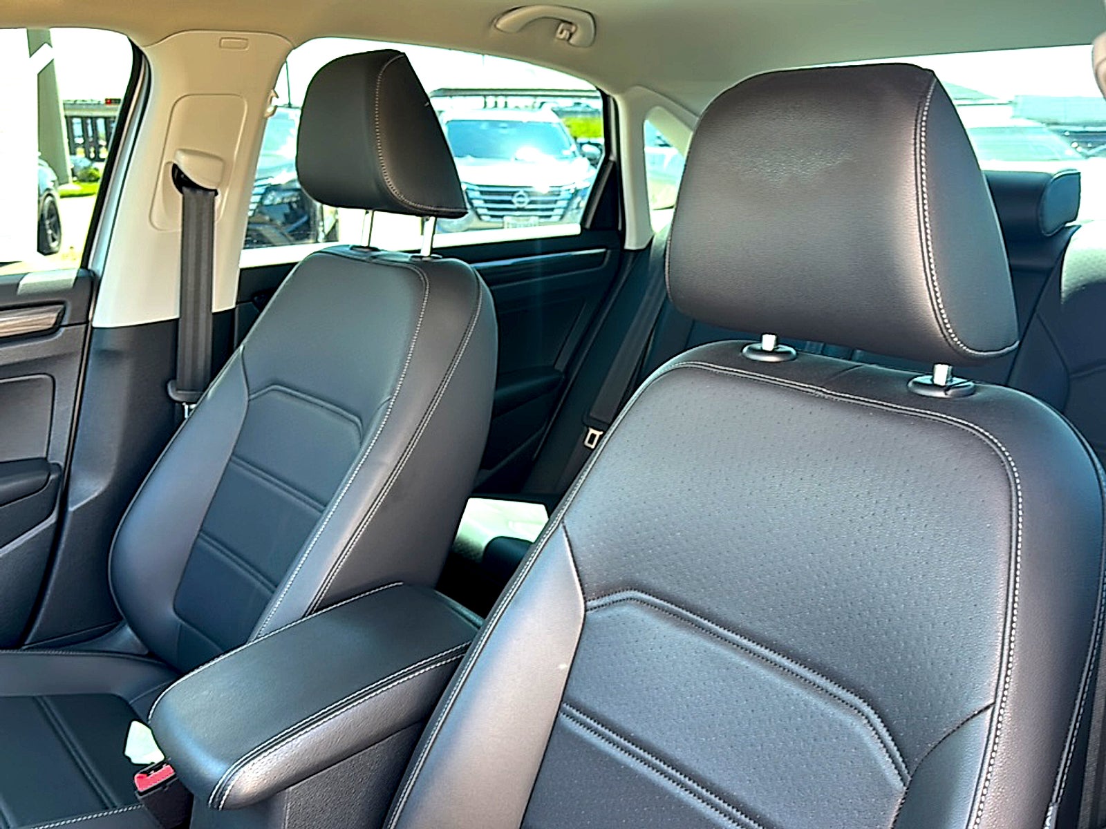 2020 Volkswagen Passat 2.0T R-Line