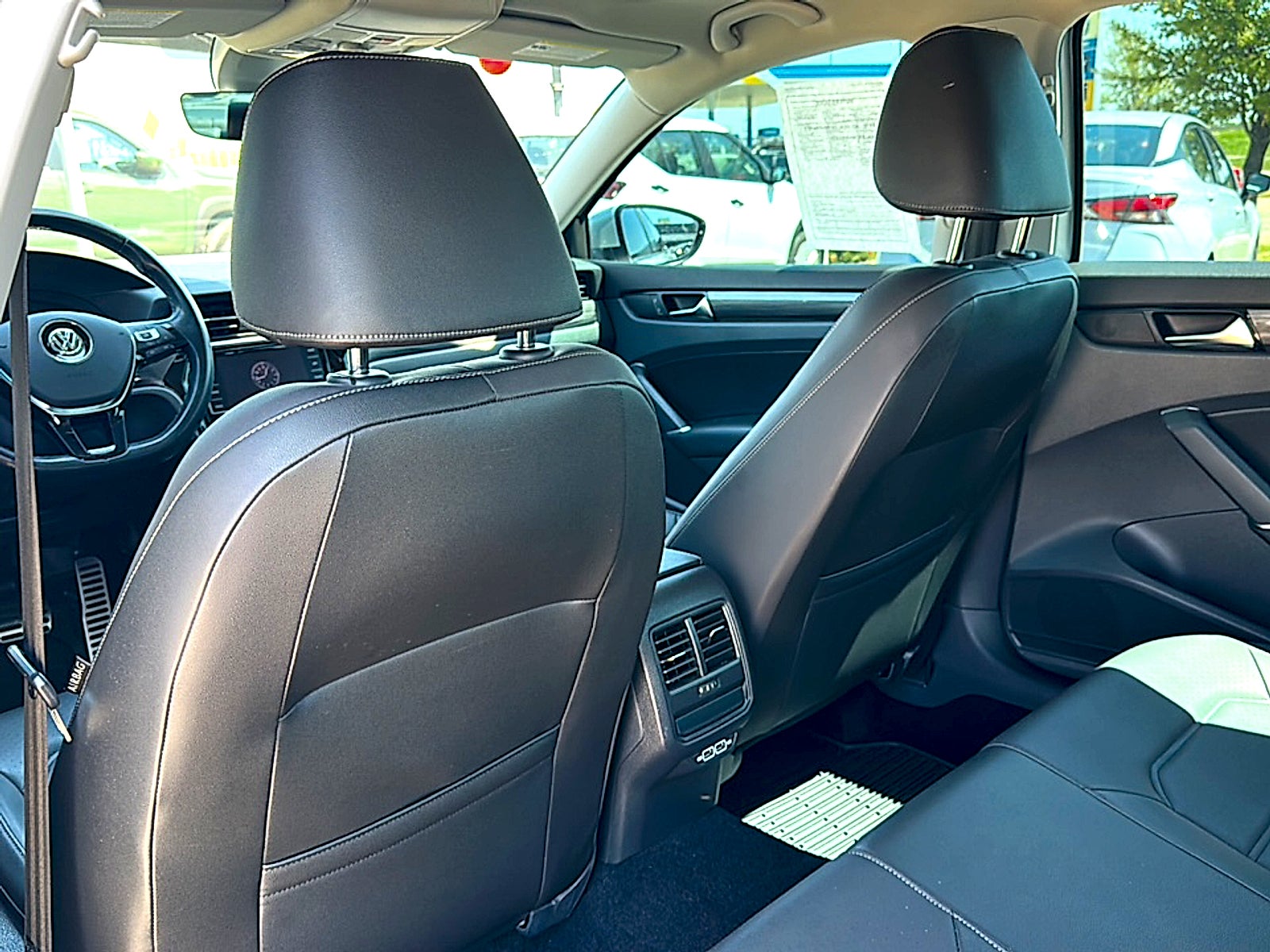 2020 Volkswagen Passat 2.0T R-Line