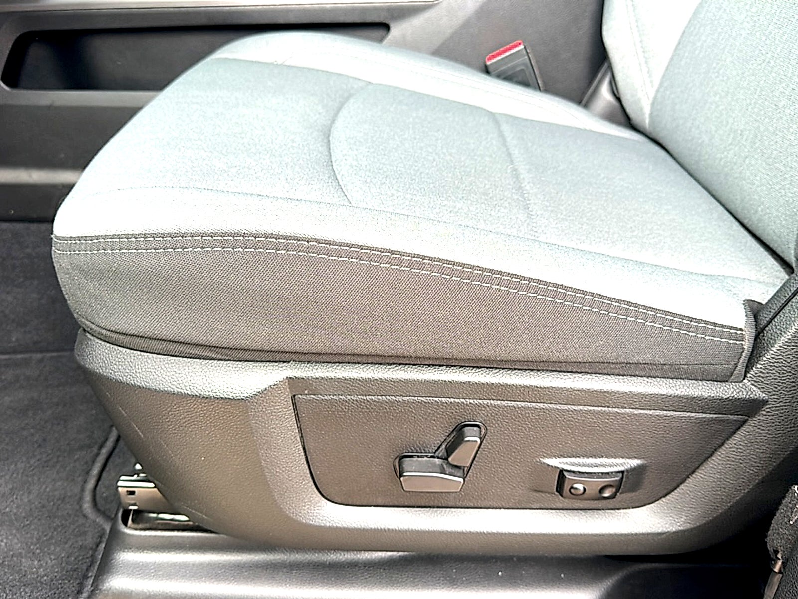 2022 RAM 2500 Lone Star Crew Cab 4x4 6'4" Box