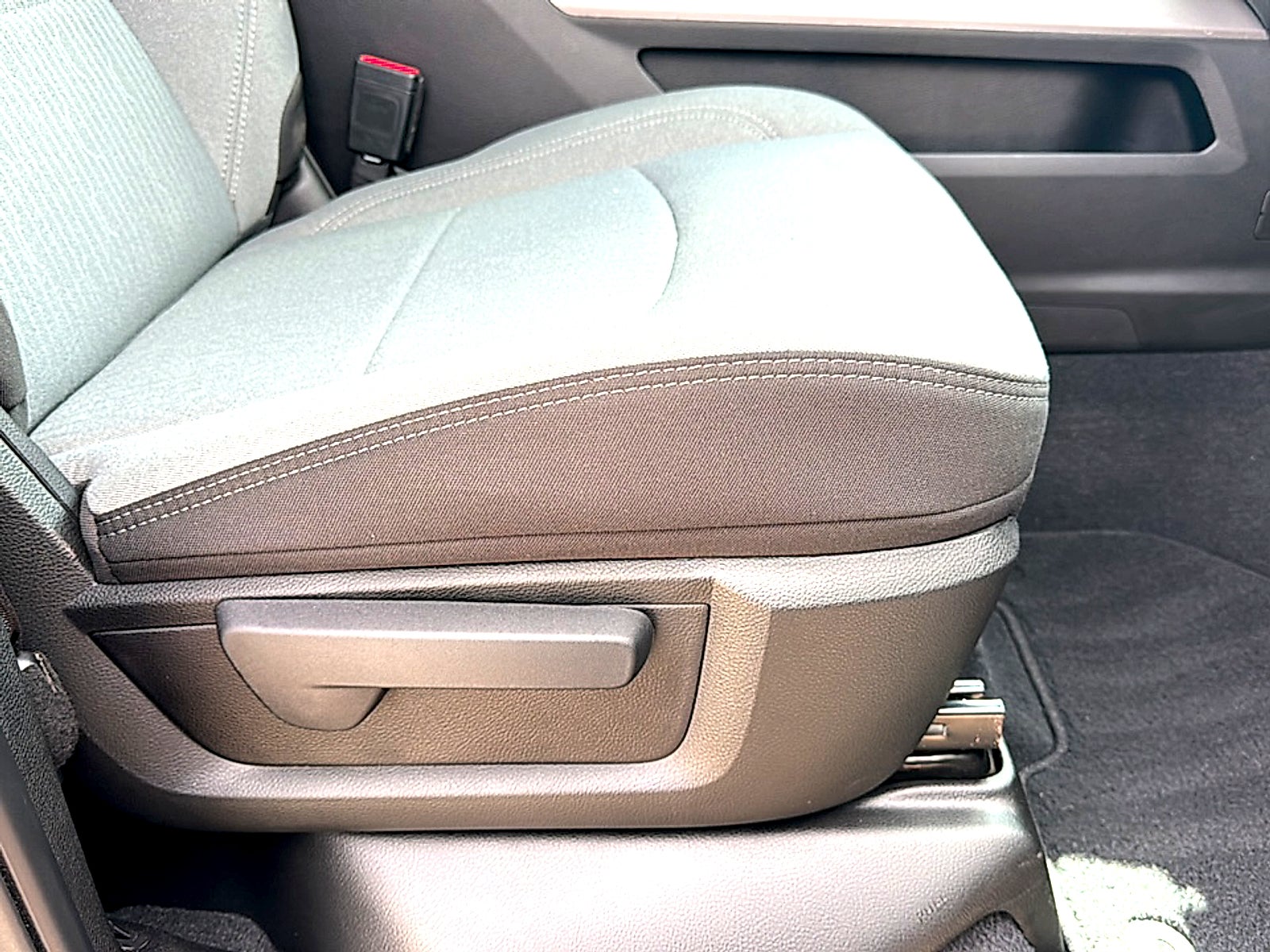 2022 RAM 2500 Lone Star Crew Cab 4x4 6'4" Box