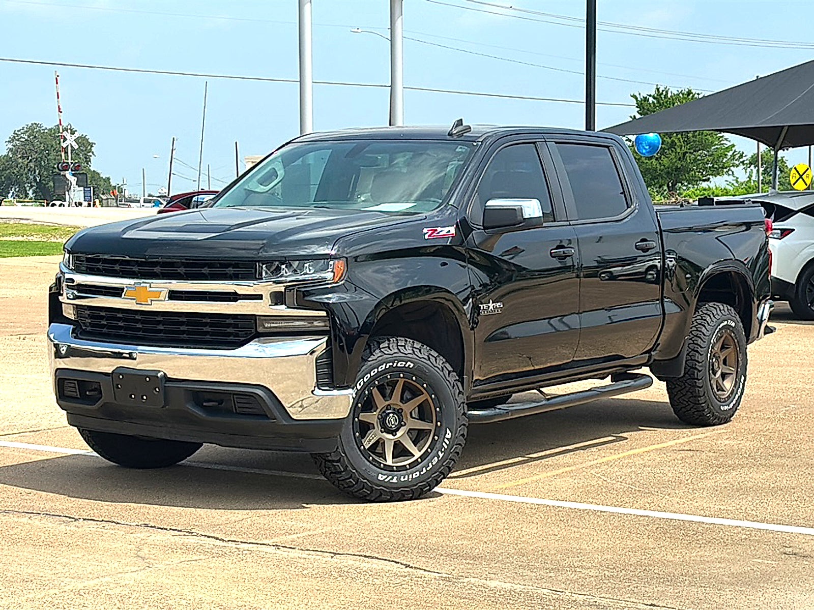 2020 Chevrolet Silverado 1500 4WD Crew Cab Short Bed LT
