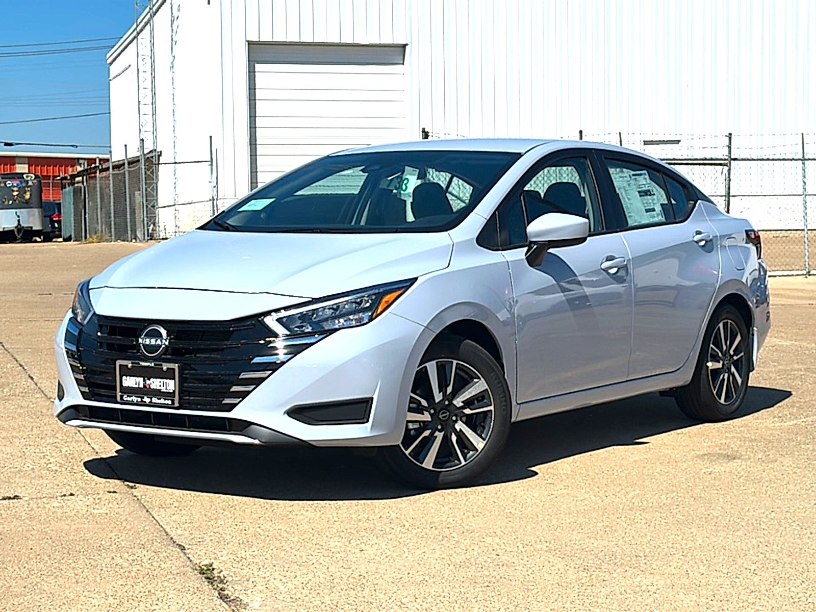 2025 Nissan Versa 1.6 SV