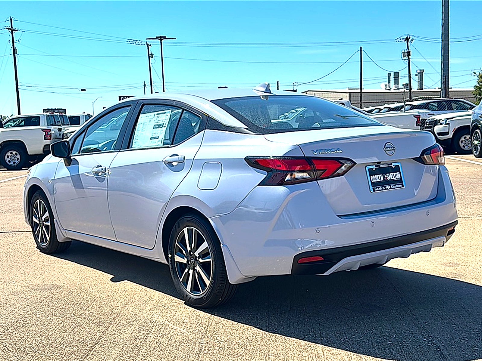 2025 Nissan Versa 1.6 SV