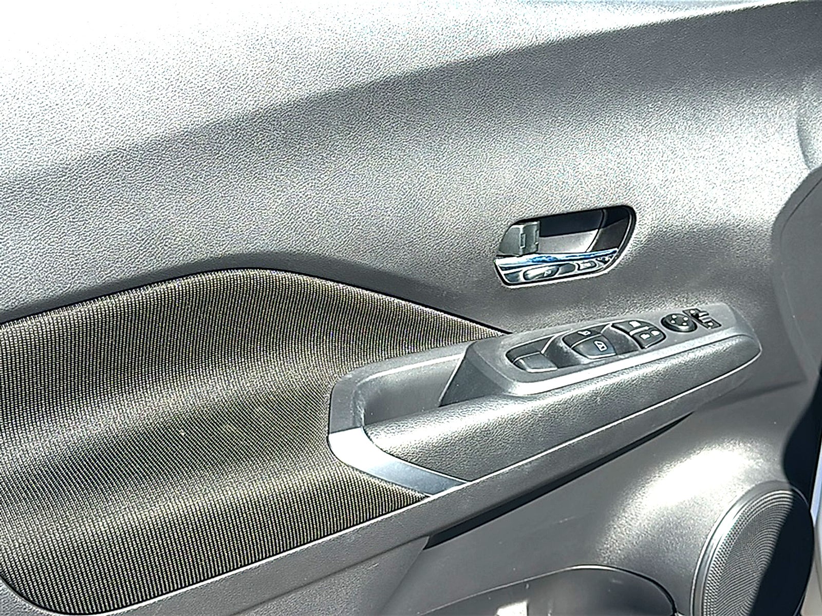 2024 Nissan Kicks SV Xtronic CVT