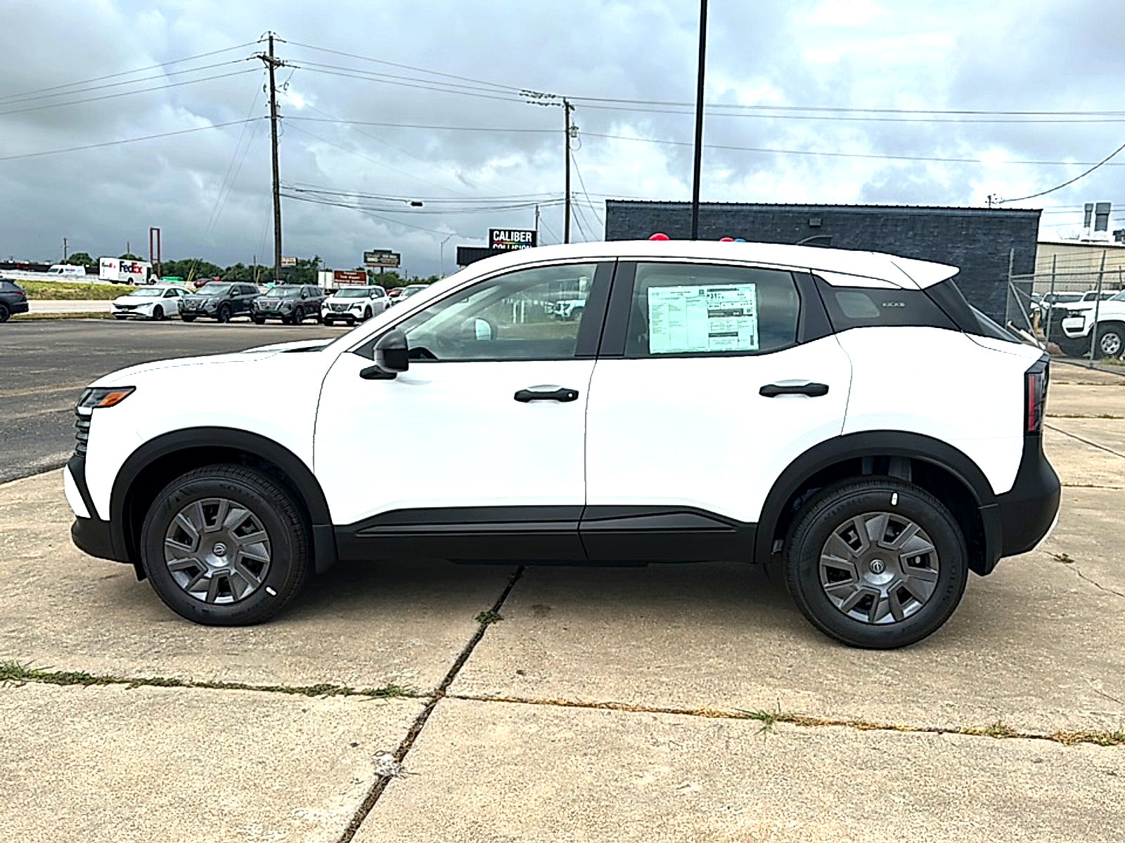 2026 Nissan Kicks S