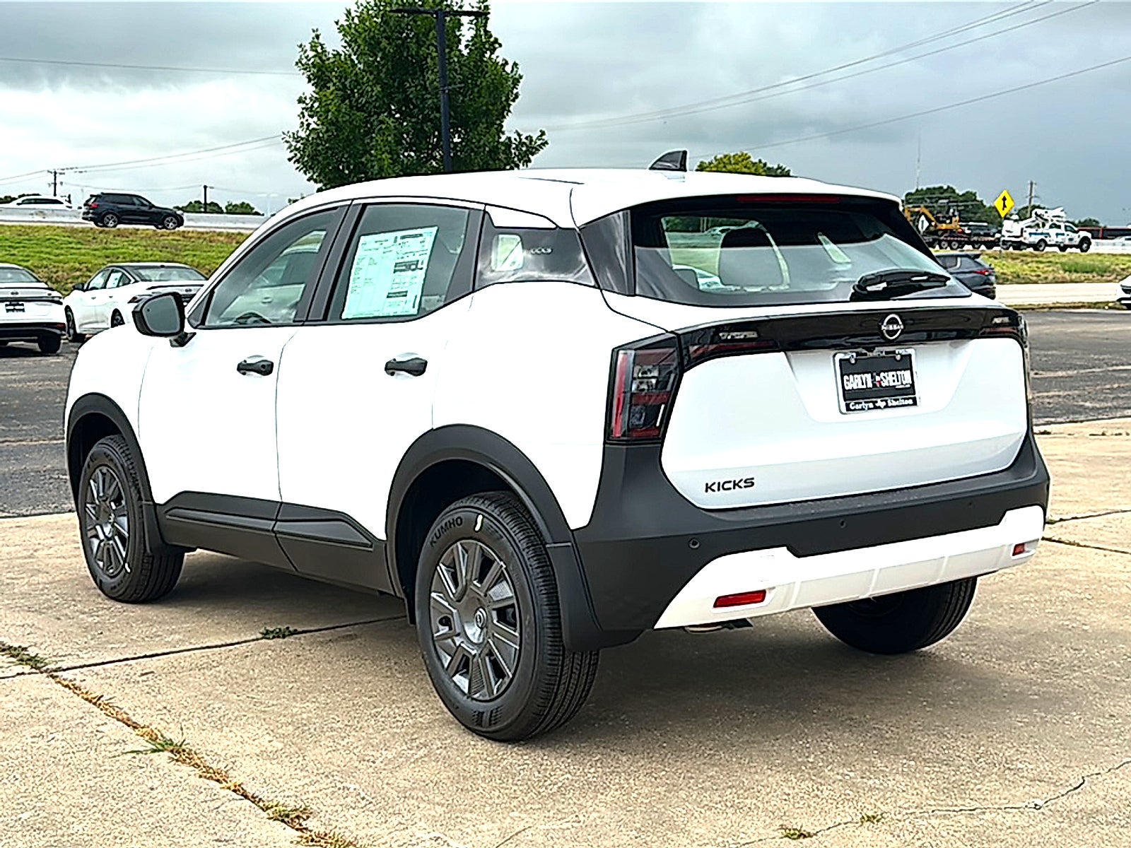 2026 Nissan Kicks S