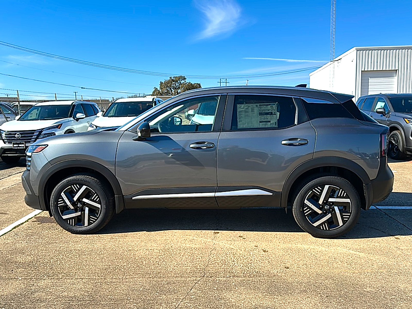 2026 Nissan Kicks SV