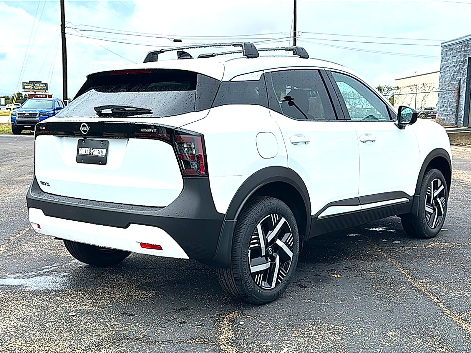 2027 Nissan Kicks SV