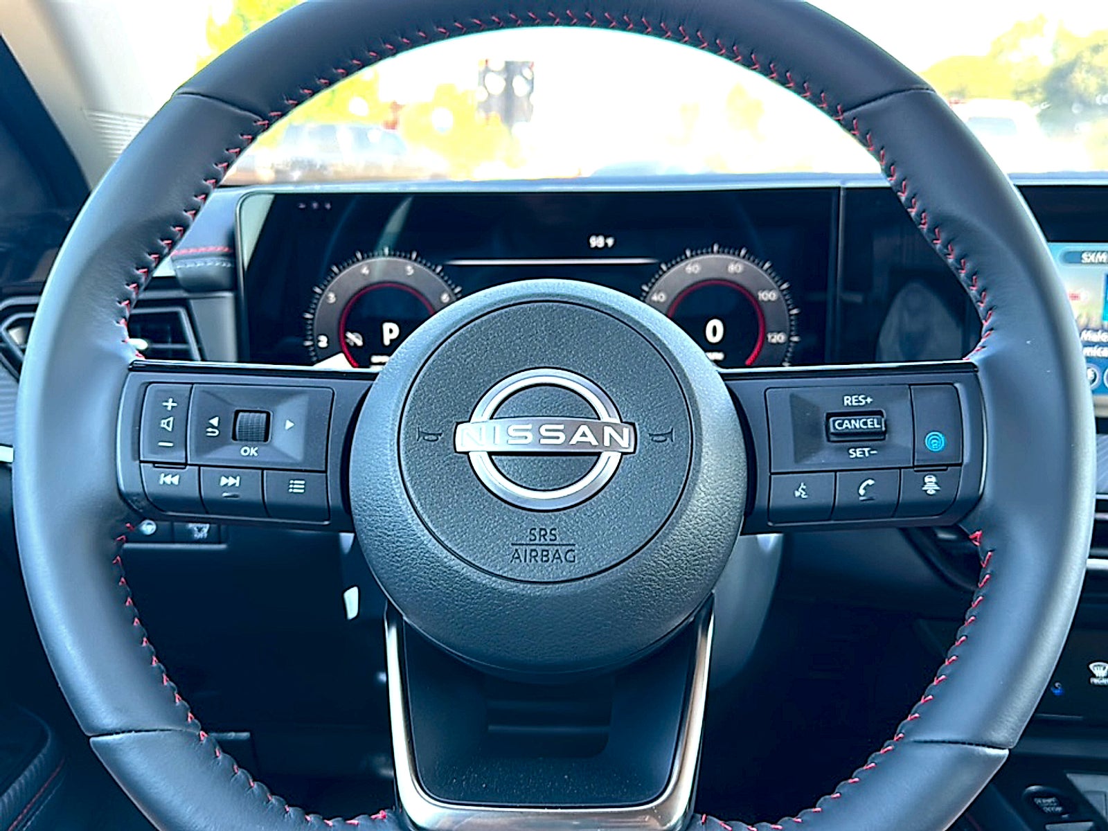 2025 Nissan Kicks SR FWD