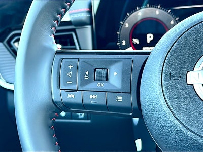 2025 Nissan Kicks SR FWD