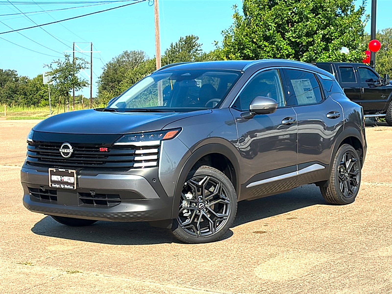 2025 Nissan Kicks SR FWD