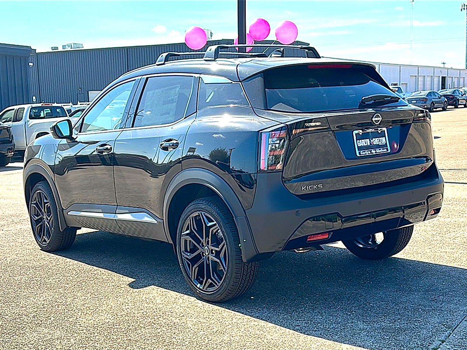 2026 Nissan Kicks SR