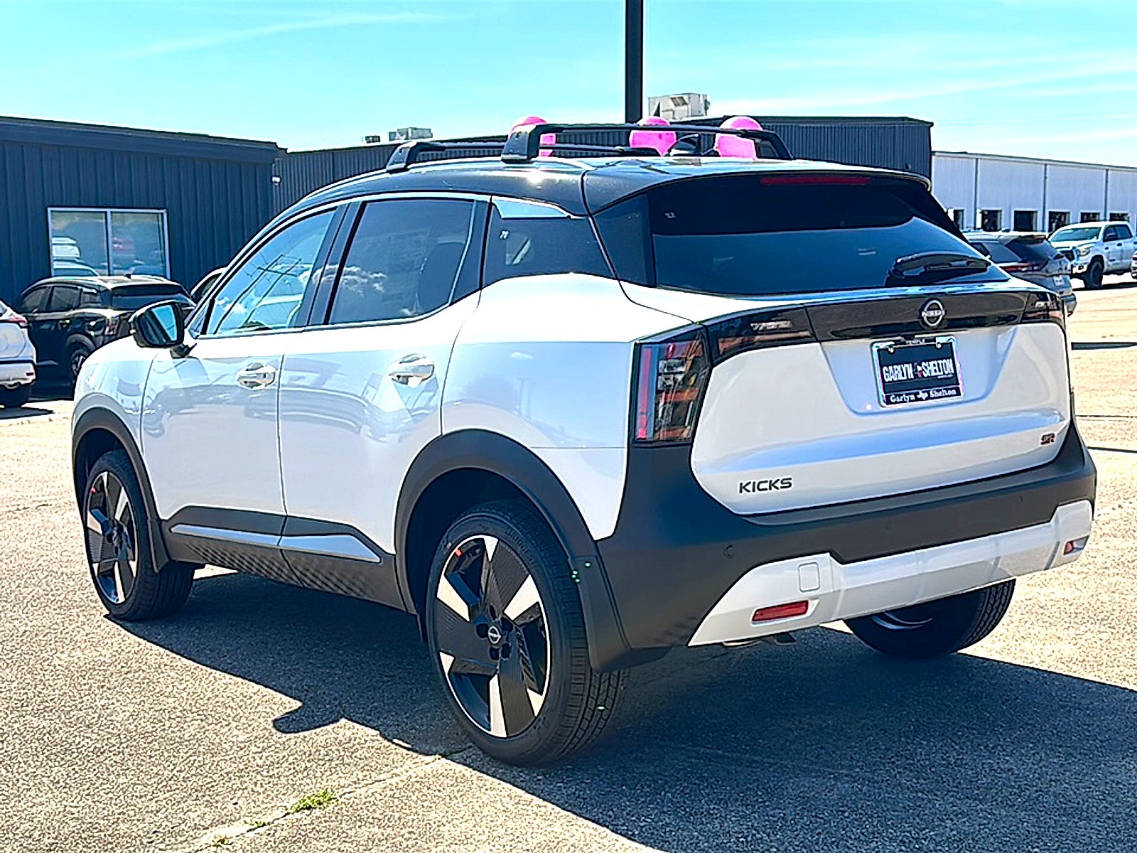 2026 Nissan Kicks SR