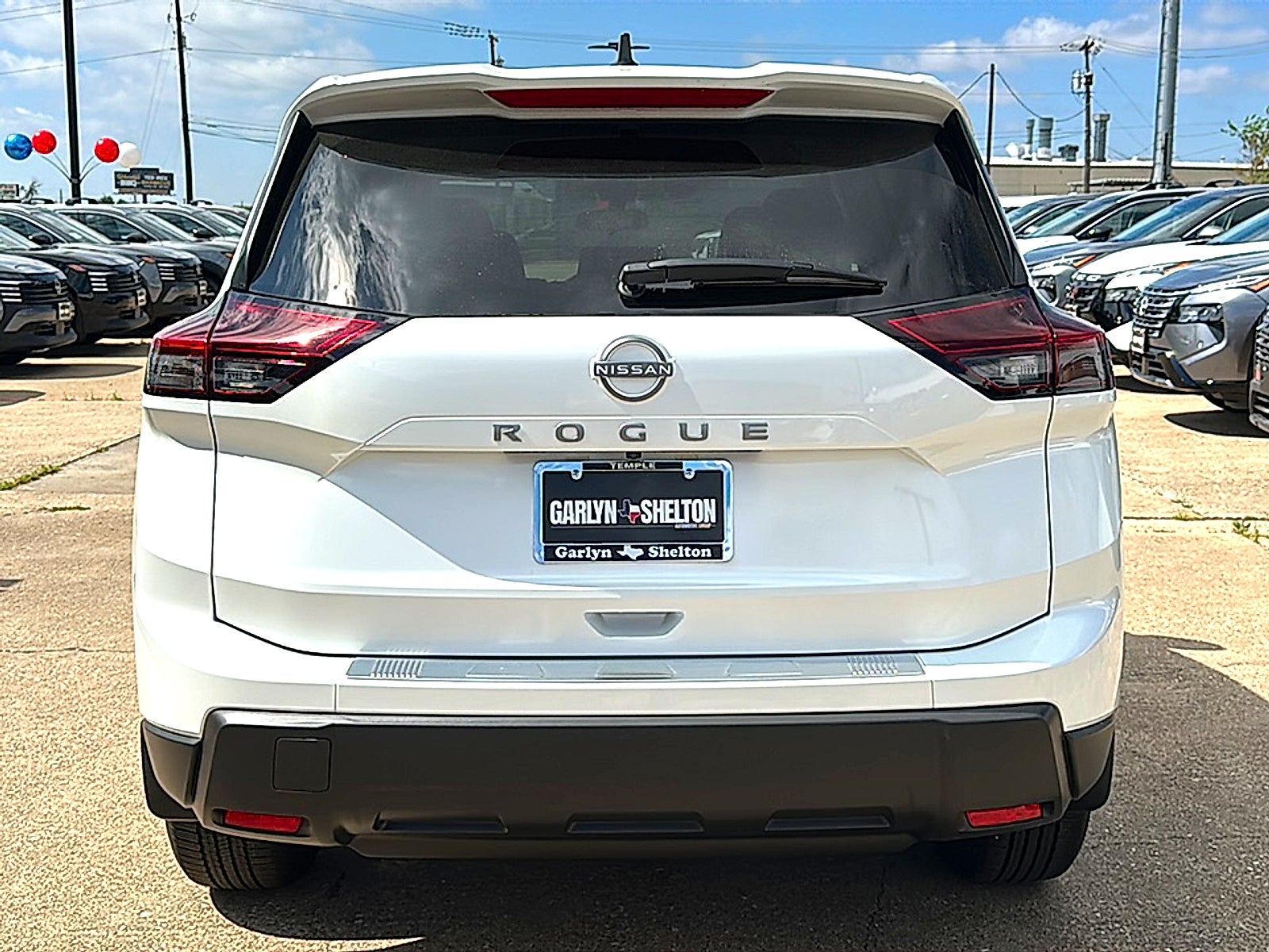 2026 Nissan Rogue SV