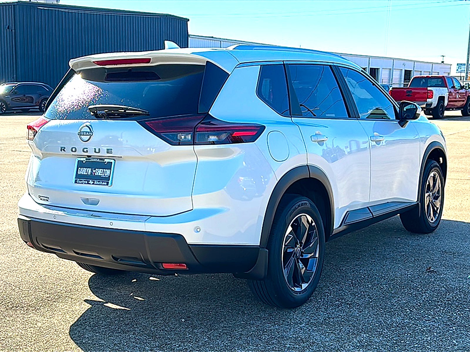 2026 Nissan Rogue SV