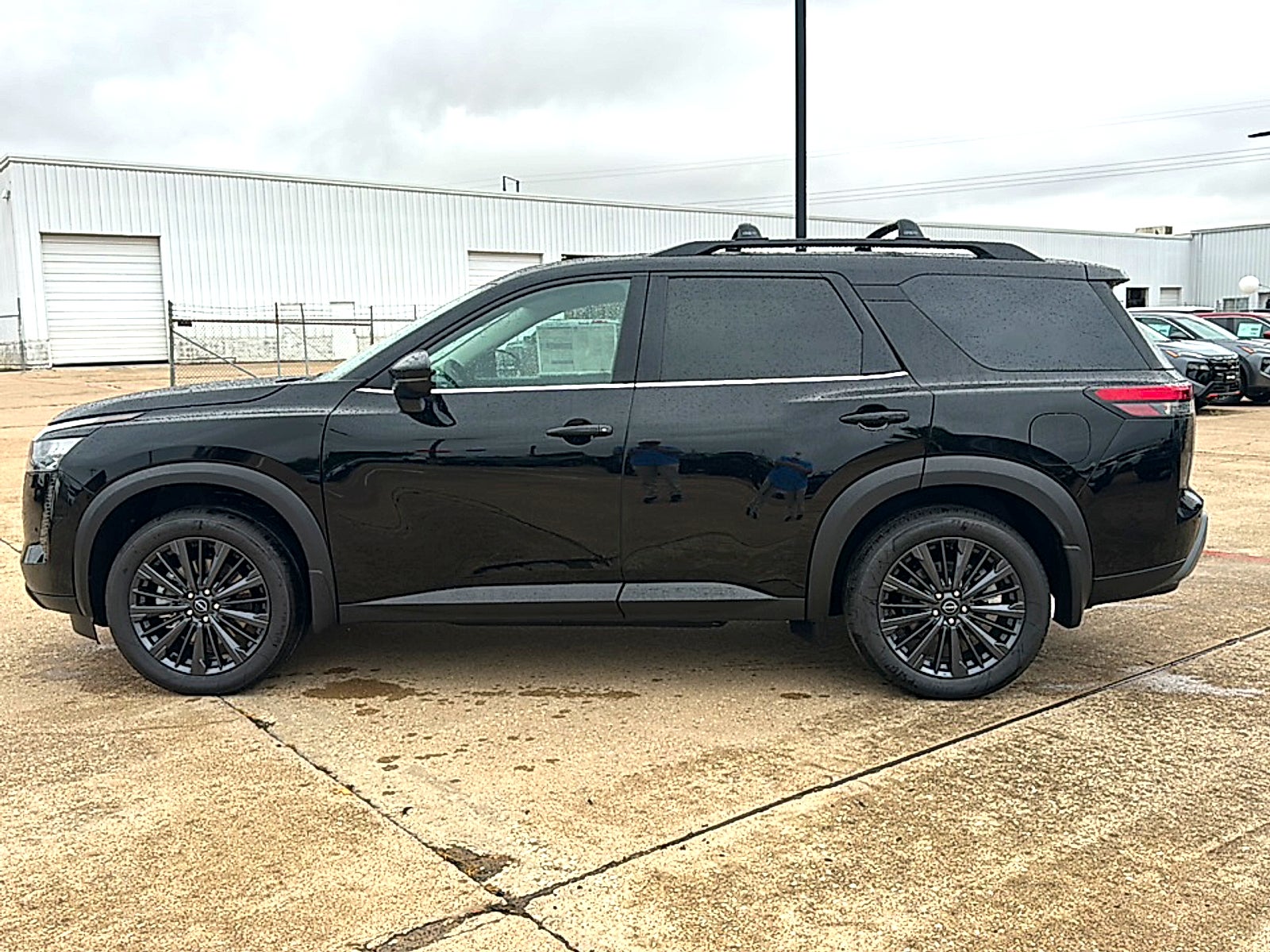 2026 Nissan Pathfinder SL