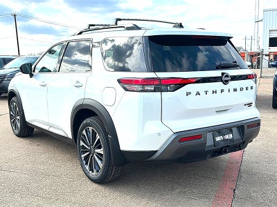 2026 Nissan Pathfinder Platinum