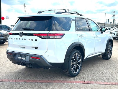 2026 Nissan Pathfinder Platinum