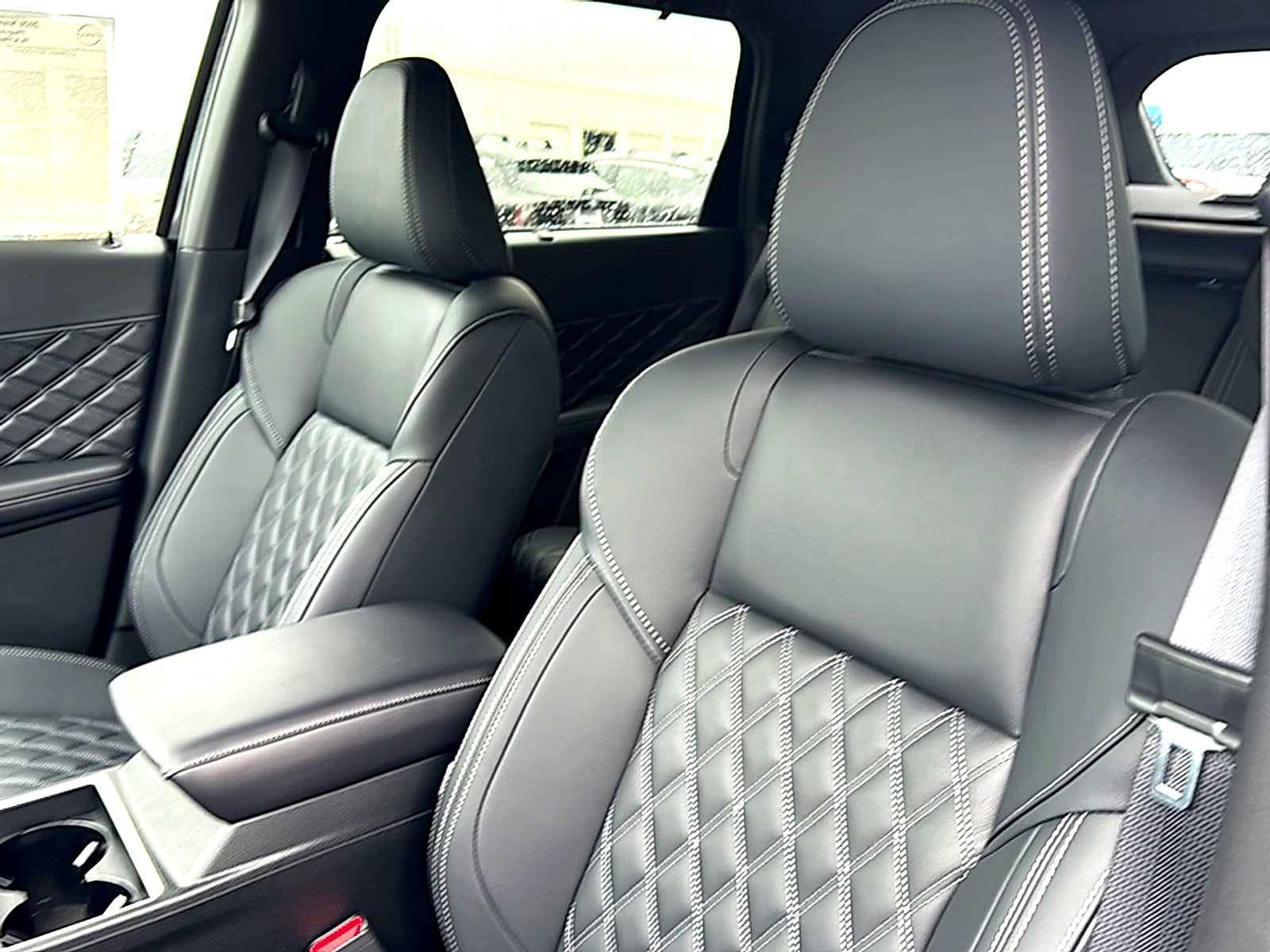 2026 Nissan Rogue Plug-In Hybrid Platinum