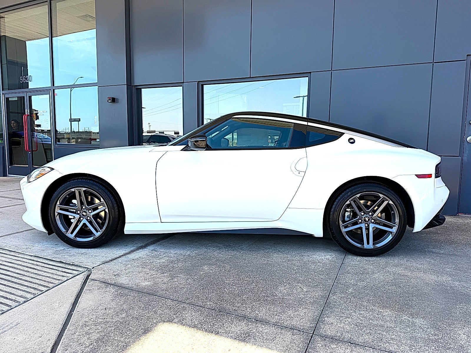 2027 Nissan Z Sport