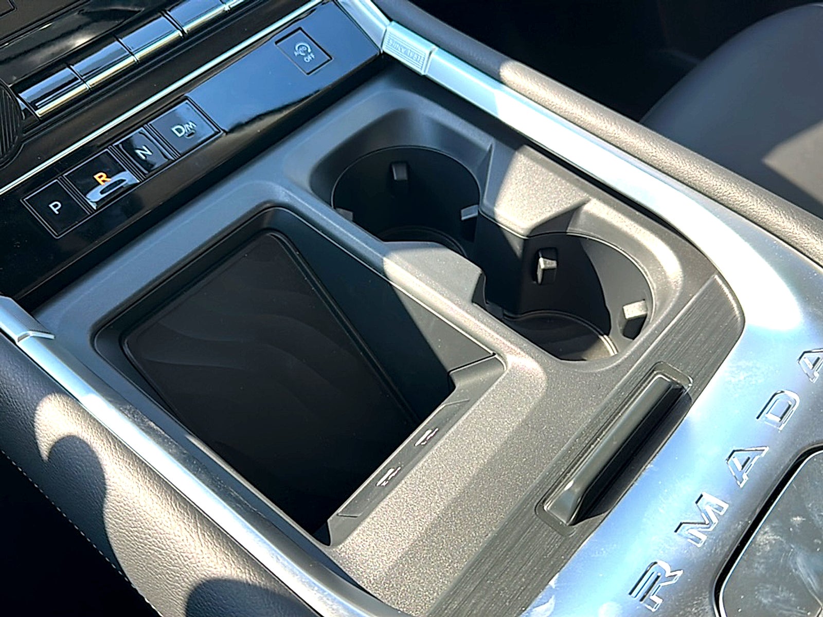 2025 Nissan Armada SV