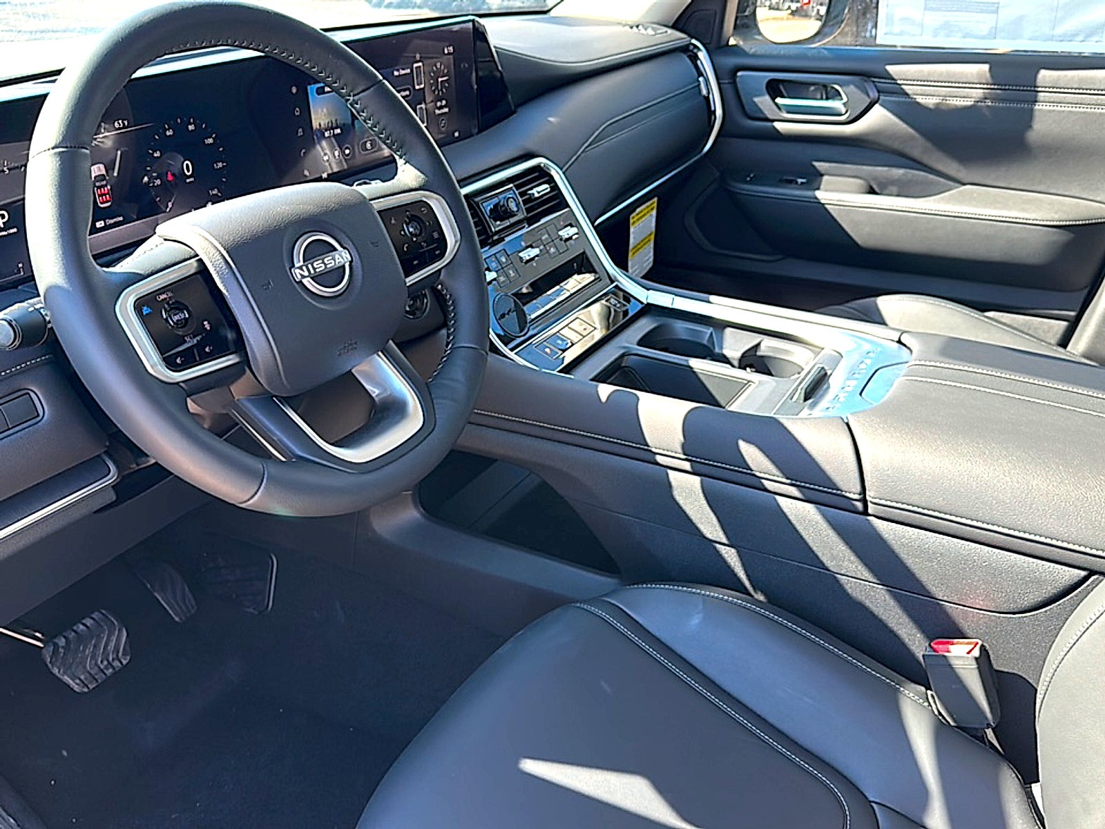 2025 Nissan Armada SV