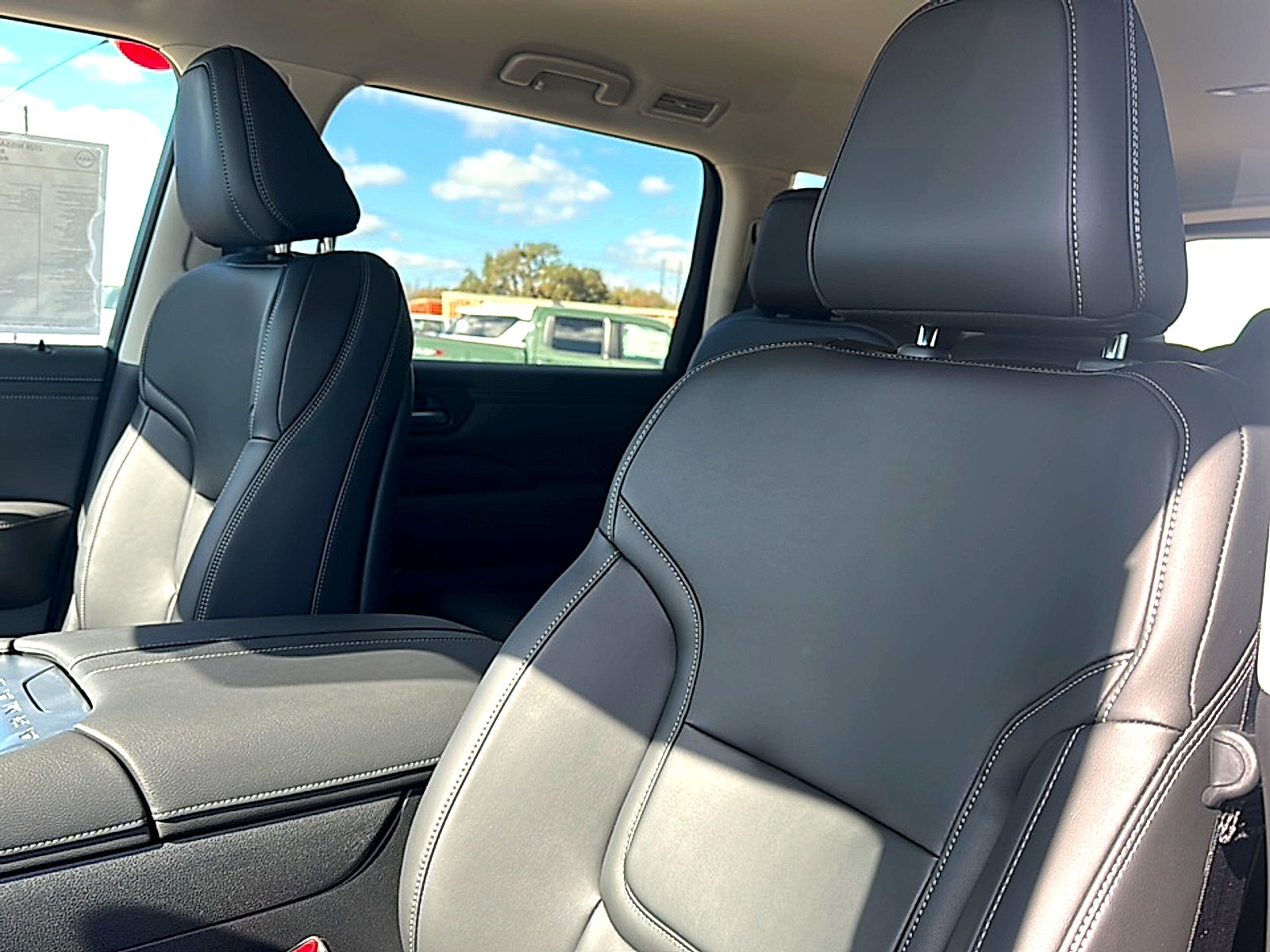 2026 Nissan Armada SV