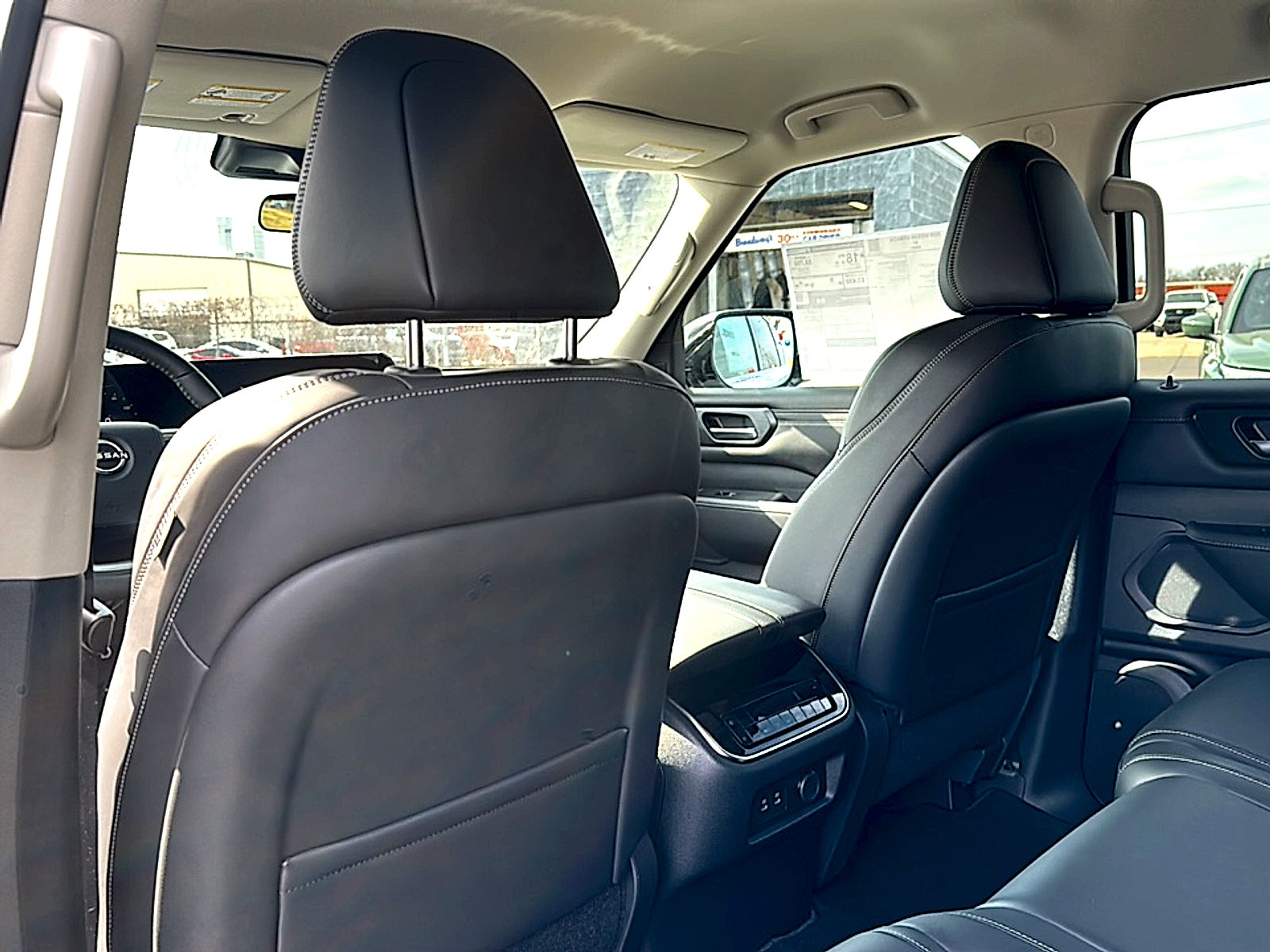 2026 Nissan Armada SV