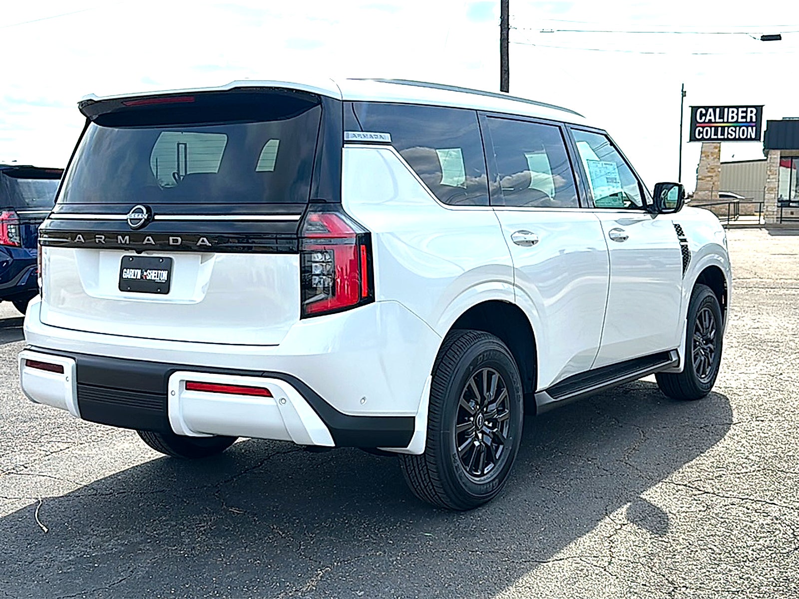 2026 Nissan Armada SV
