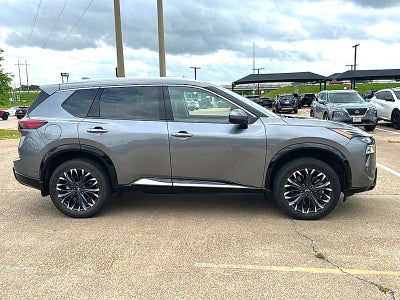 2025 Nissan Rogue Platinum