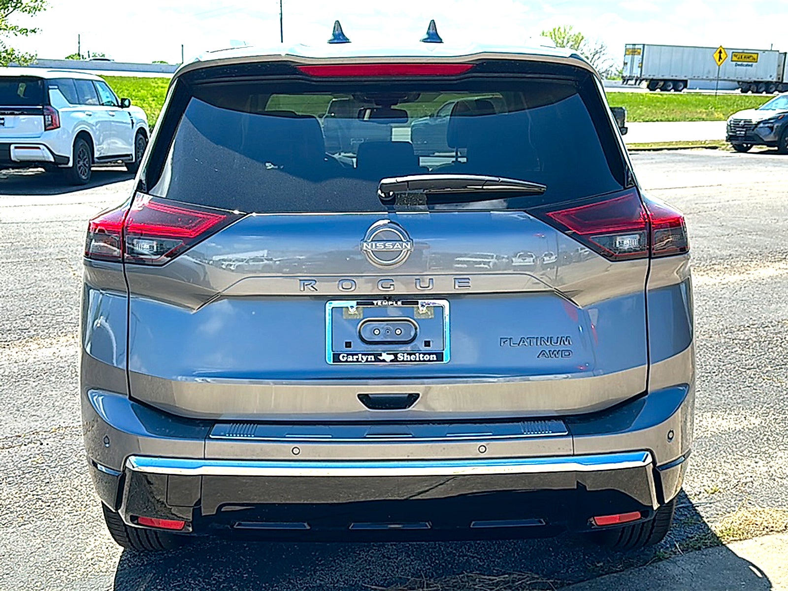 2026 Nissan Rogue Platinum