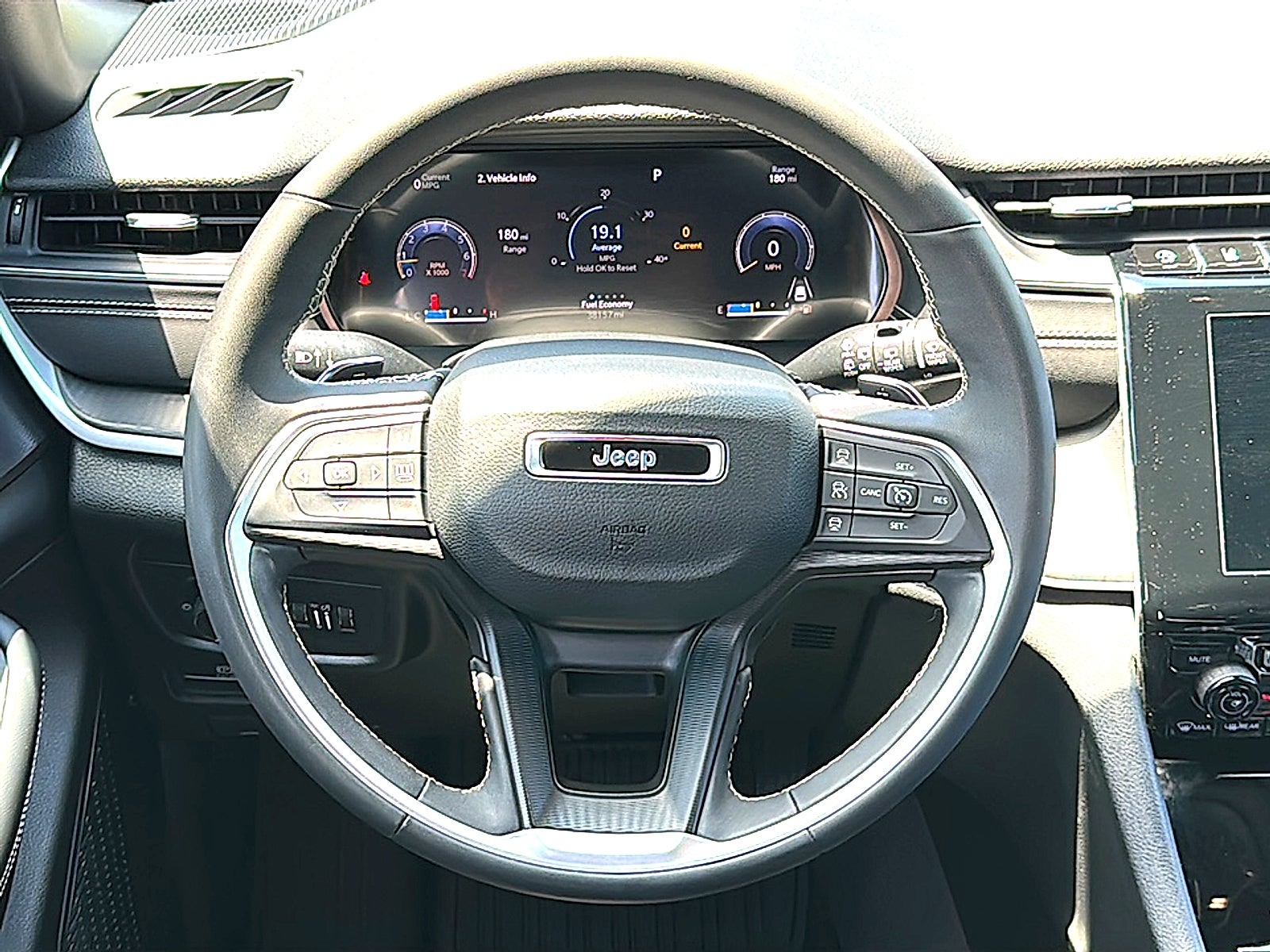 2023 Jeep Grand Cherokee Altitude