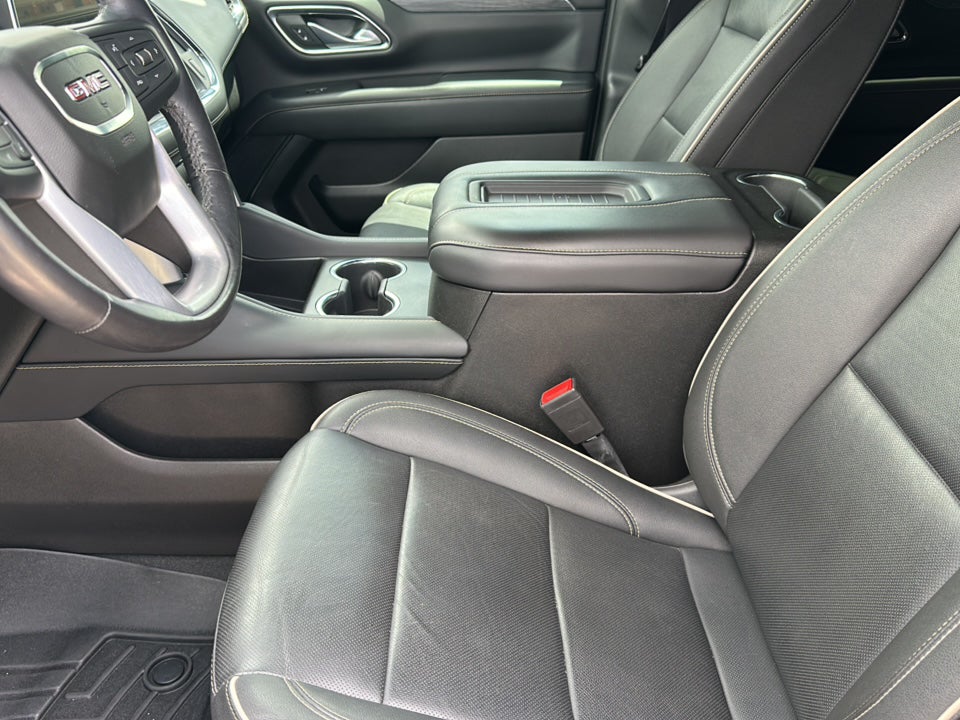 2022 GMC Yukon 2WD SLT
