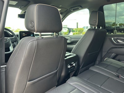 2022 GMC Yukon 2WD SLT
