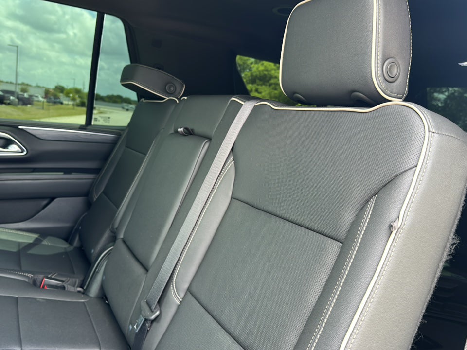 2022 GMC Yukon 2WD SLT