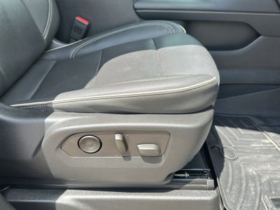 2022 GMC Yukon 2WD SLT