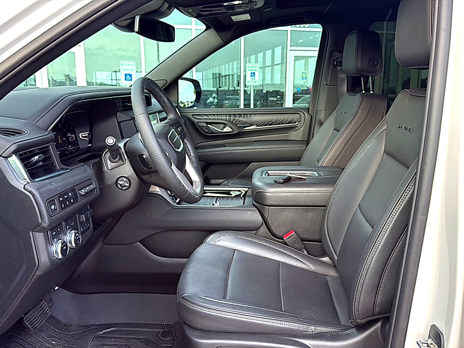 2024 GMC Yukon Denali Denali