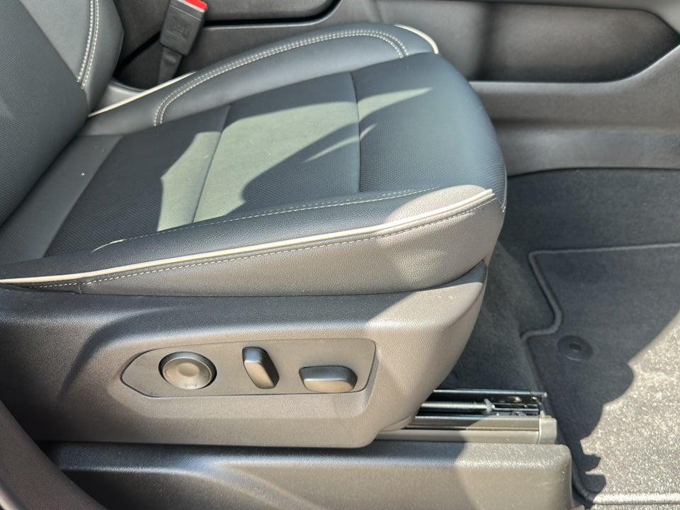 2025 Chevrolet Tahoe 4WD Premier