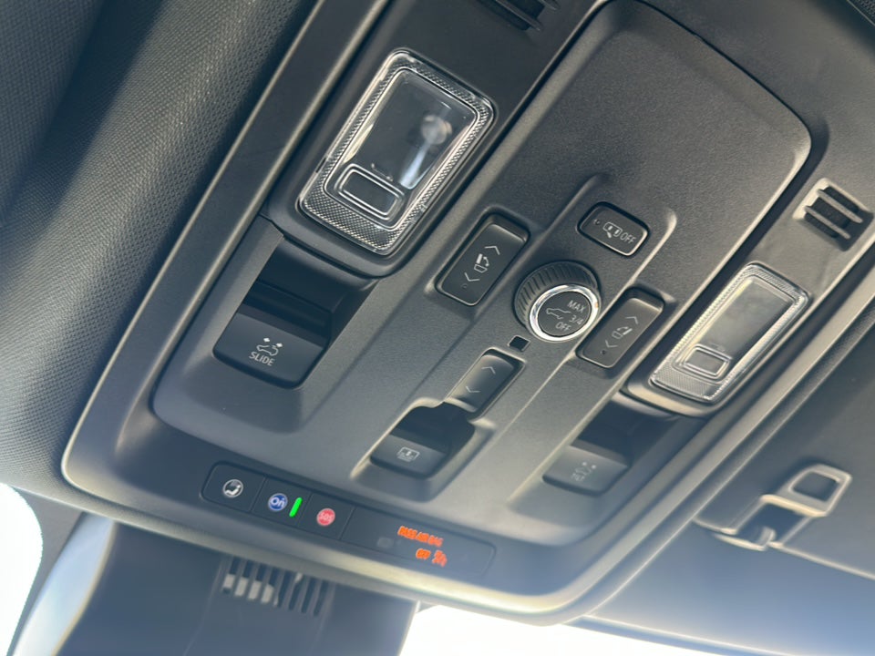 2025 Chevrolet Tahoe 4WD Premier