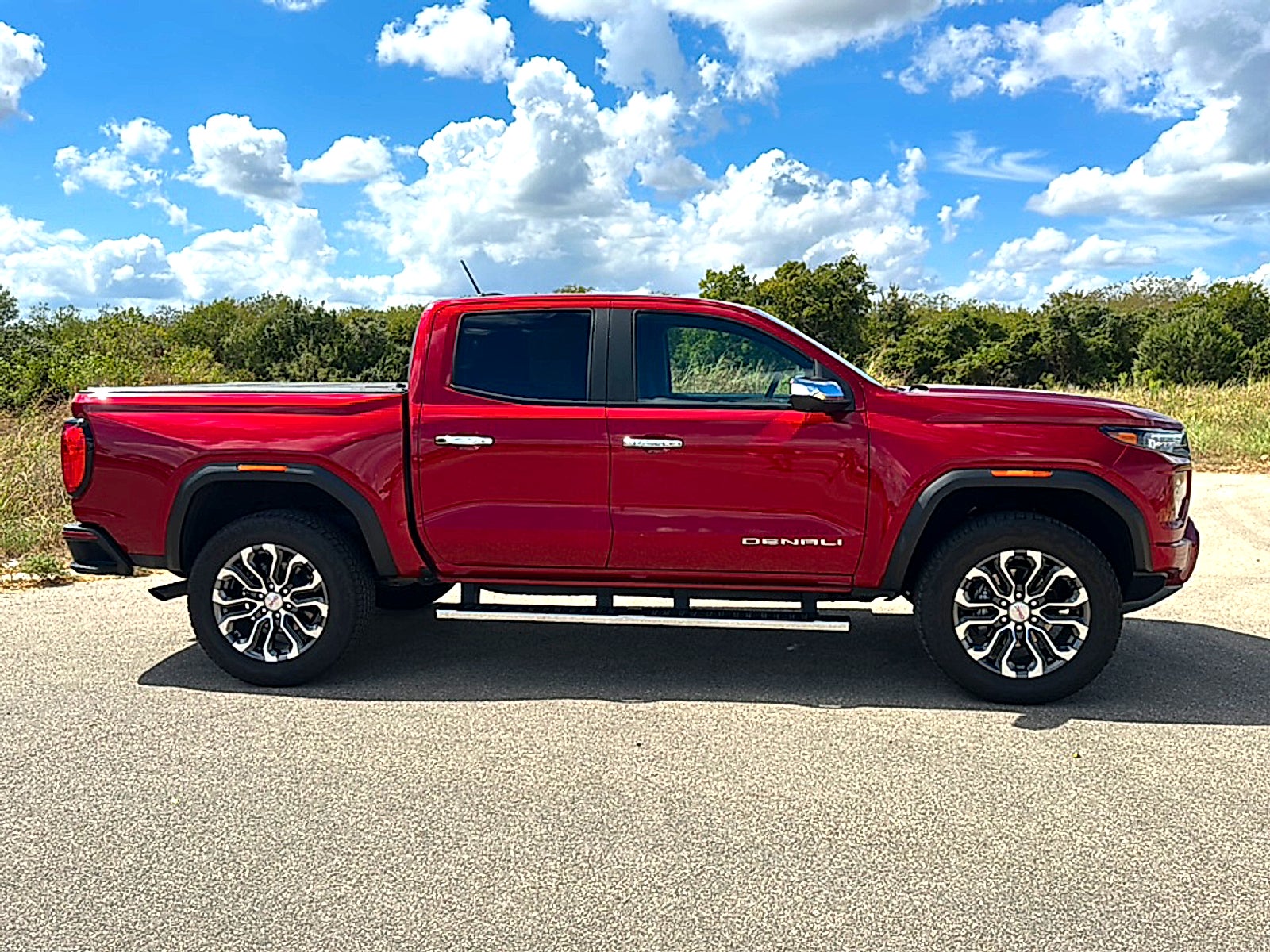 2024 GMC Canyon 4WD Denali