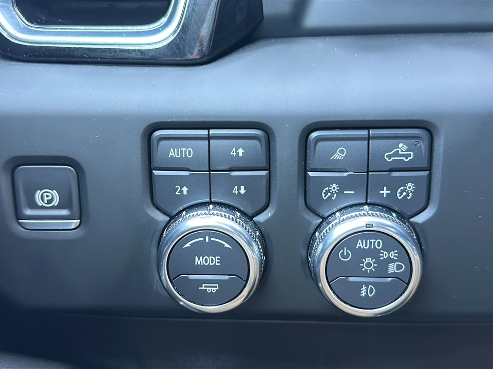 2024 GMC Sierra 1500 4WD Crew Cab Short Box Denali