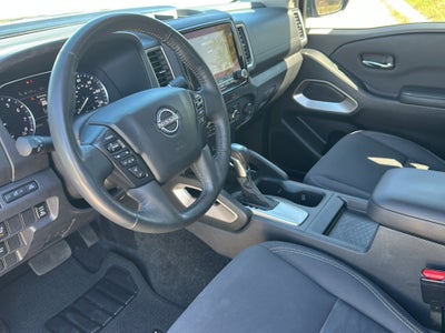 2023 Nissan Frontier Crew Cab SV 4x2